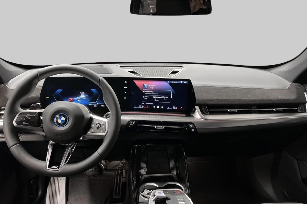 BMW iX1 2026