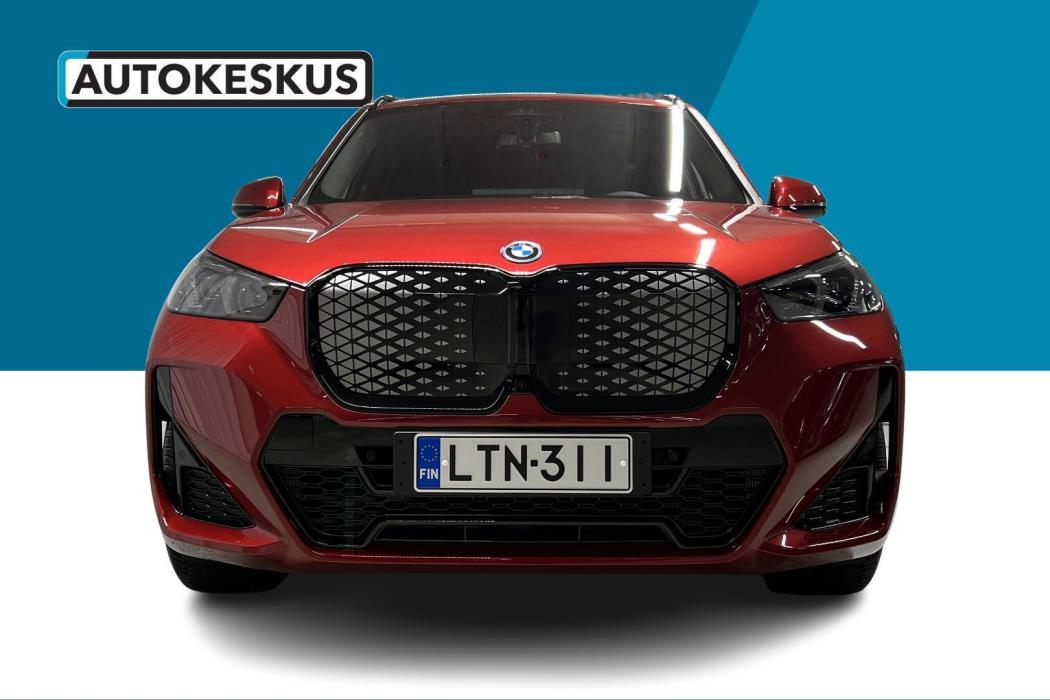 BMW iX1 2026