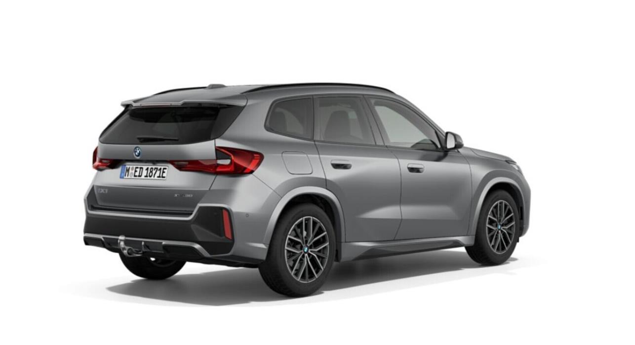 BMW iX1 2027