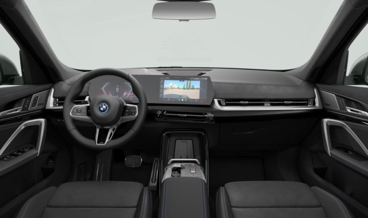 BMW iX1 2027