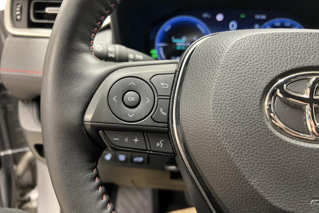 TOYOTA RAV4 Plug-in 2024