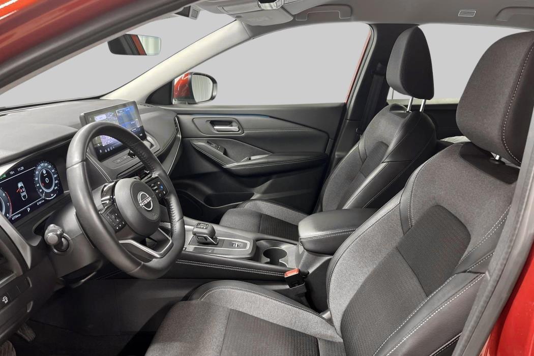 NISSAN Qashqai 2025