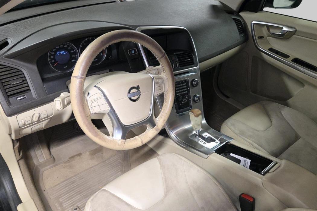 VOLVO XC60 2012
