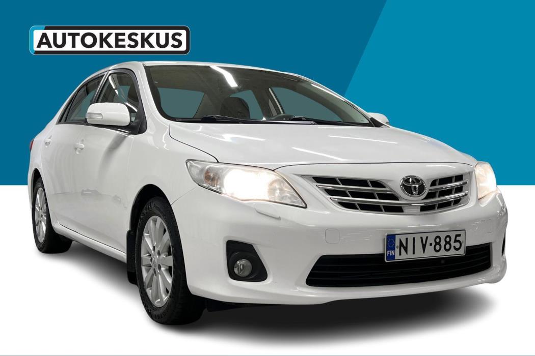 TOYOTA Corolla 2012
