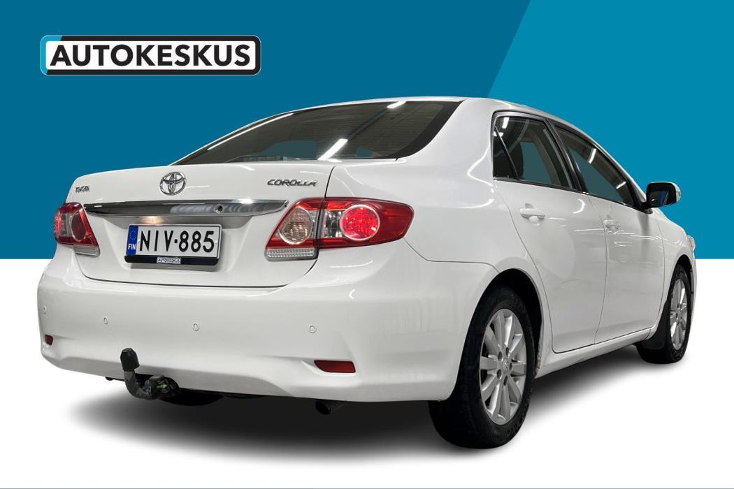 TOYOTA Corolla 2012