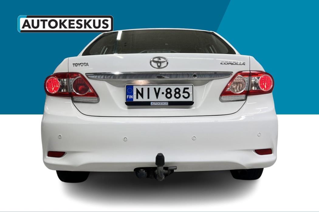 TOYOTA Corolla 2012