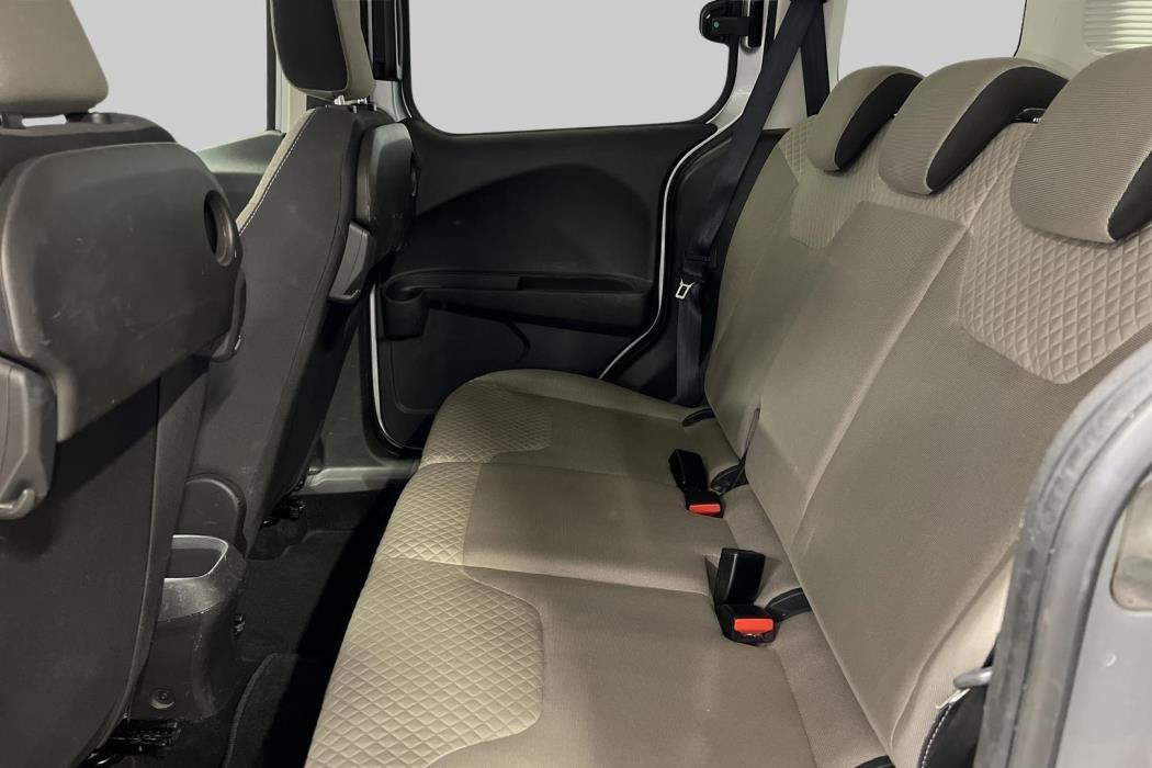 FORD Tourneo Courier 2015