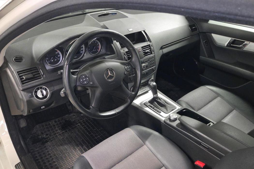 MERCEDES-BENZ C 2010