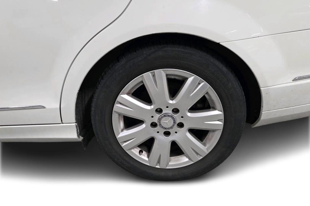 MERCEDES-BENZ C 2010
