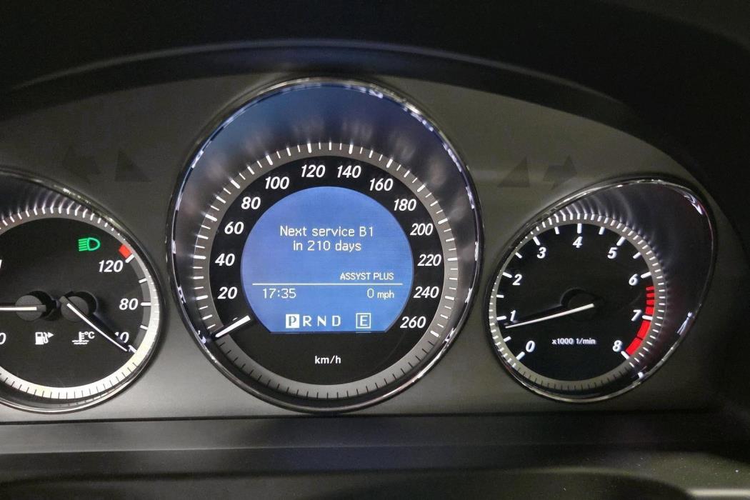 MERCEDES-BENZ C 2010