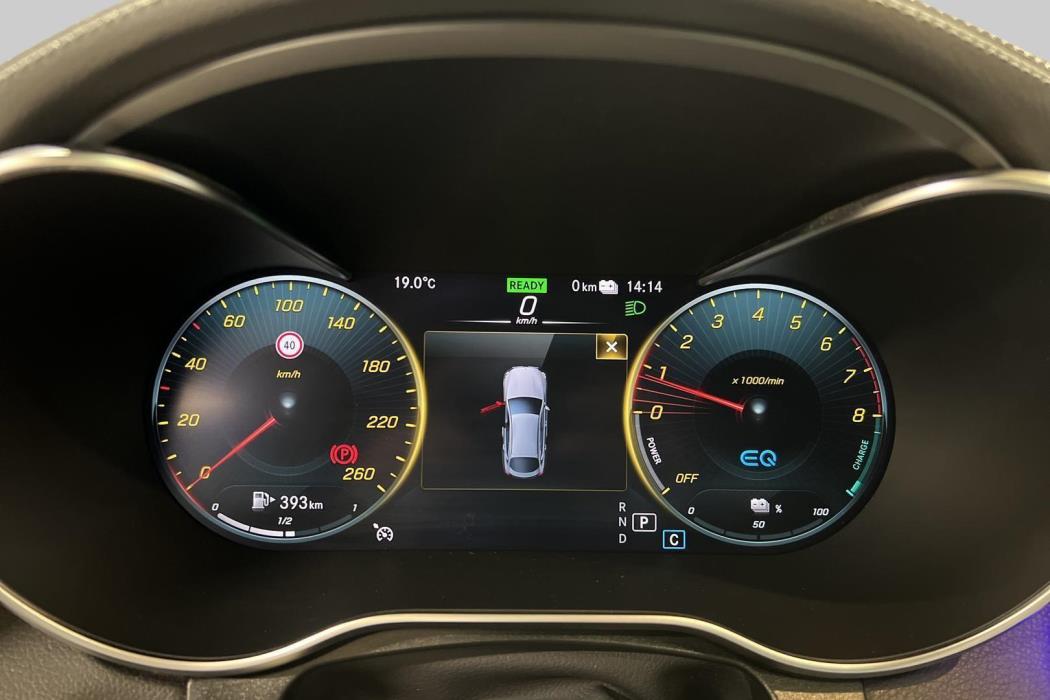 MERCEDES-BENZ GLC 2022