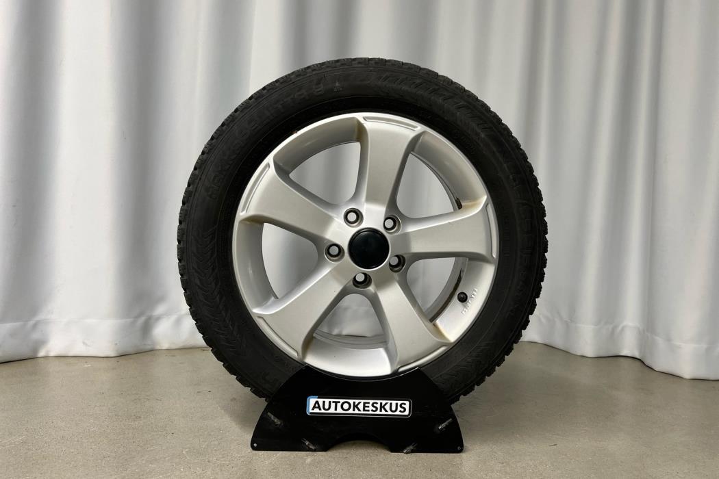 VOLKSWAGEN Passat 2013