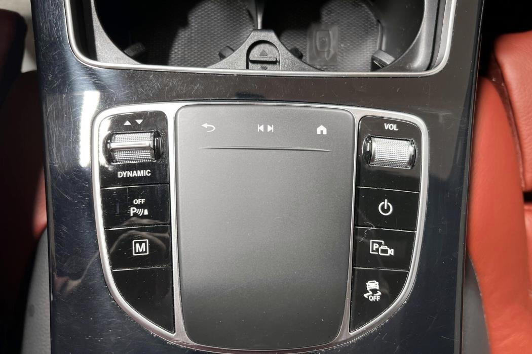 MERCEDES-BENZ GLC 2022