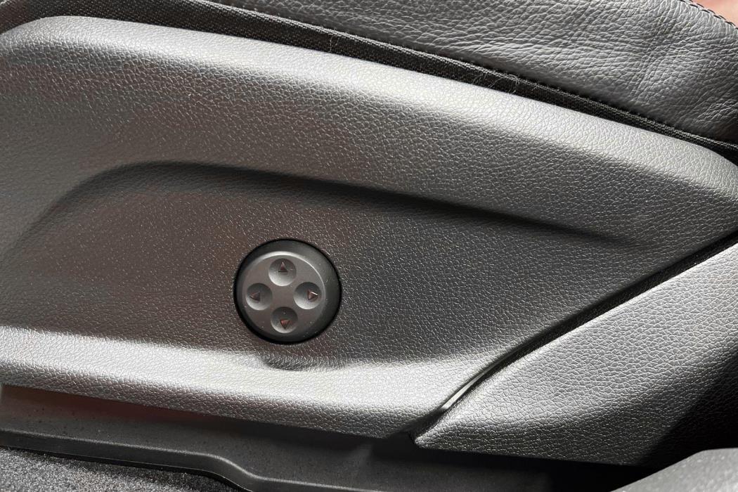 MERCEDES-BENZ GLC 2022