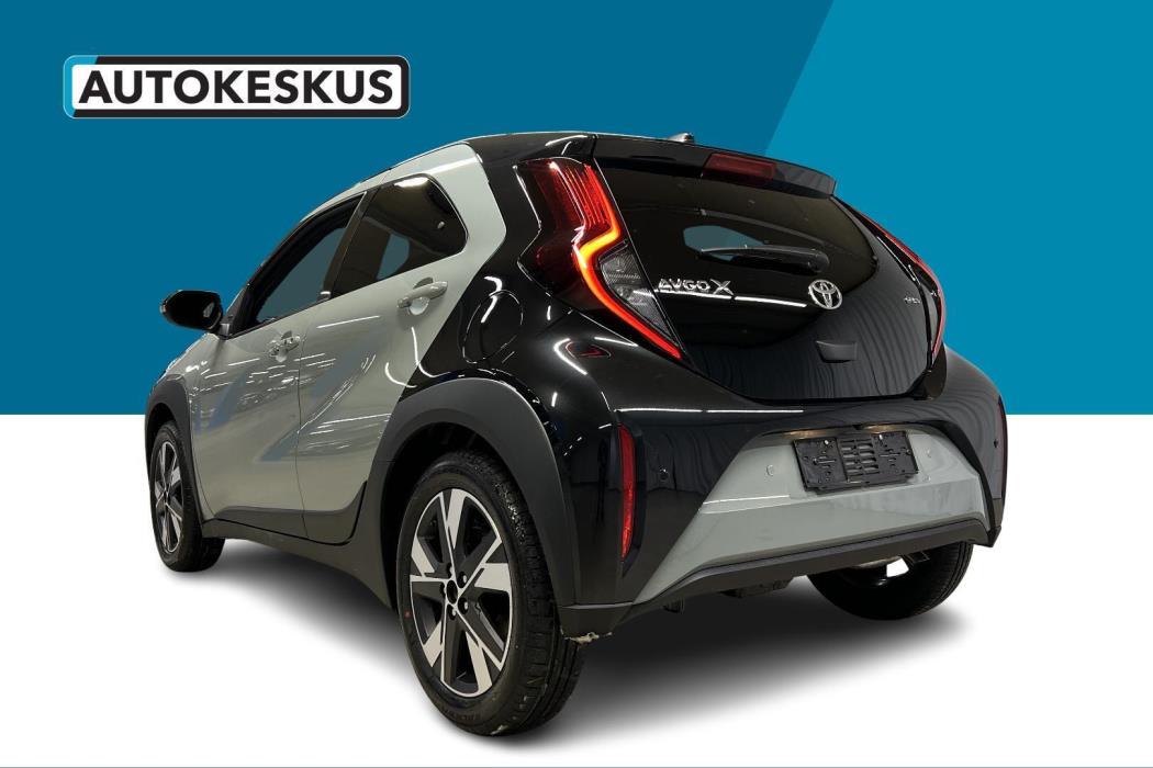 TOYOTA Aygo X 2026