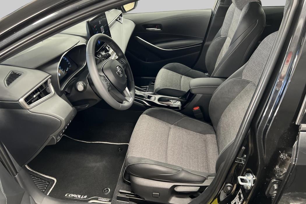 TOYOTA Corolla 2026