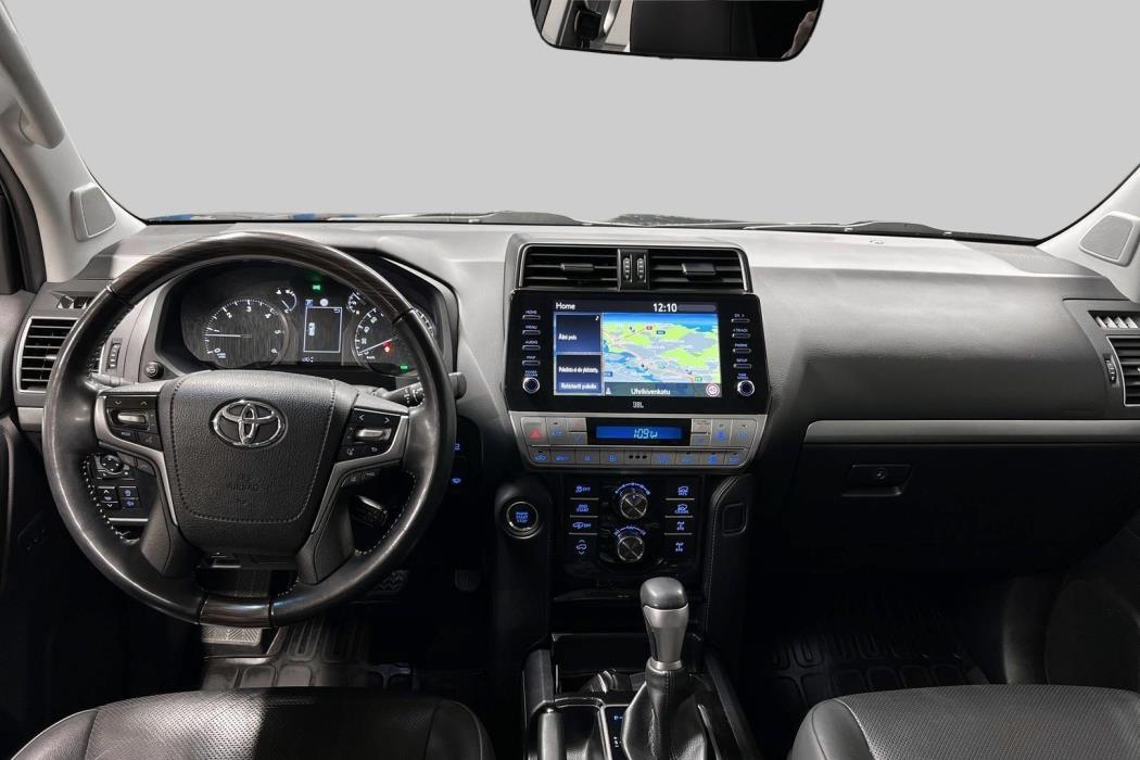 TOYOTA Land Cruiser 2021