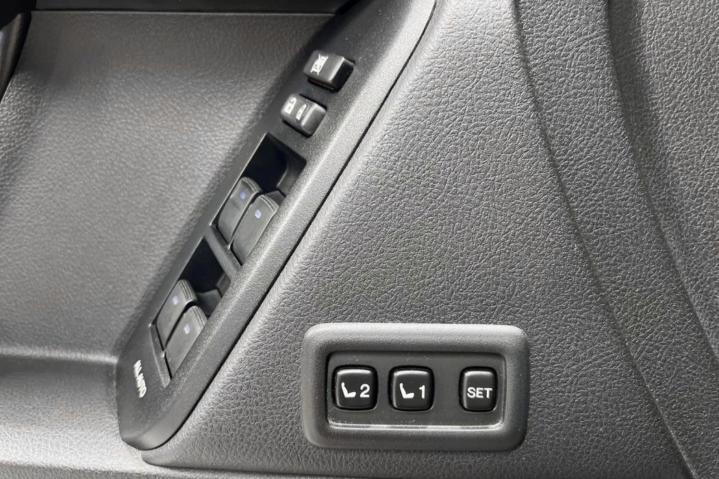 TOYOTA Land Cruiser 2021