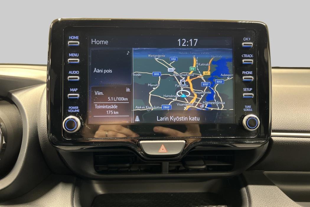 TOYOTA Yaris 2021