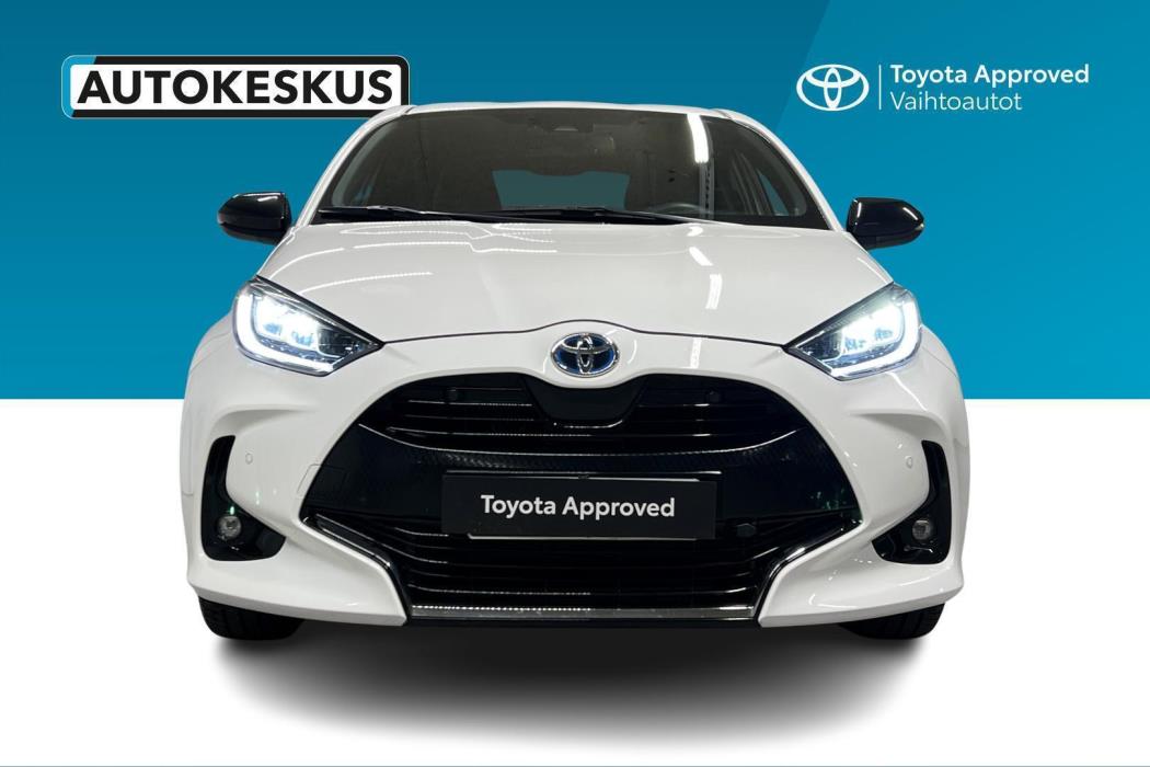 TOYOTA Yaris 2021
