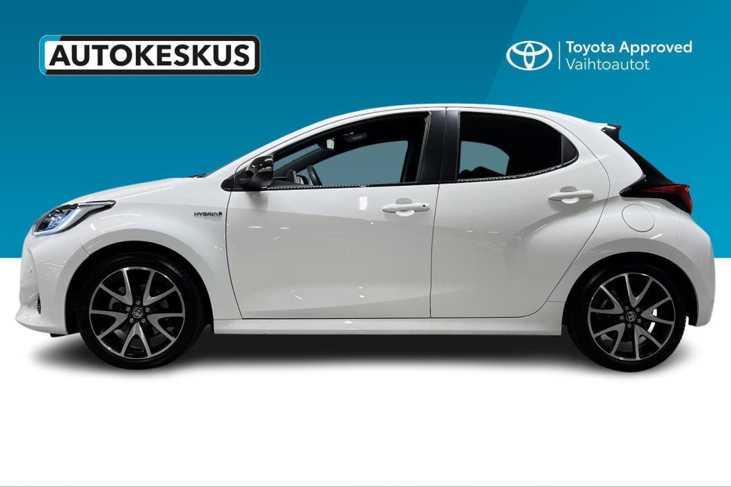 TOYOTA Yaris 2021