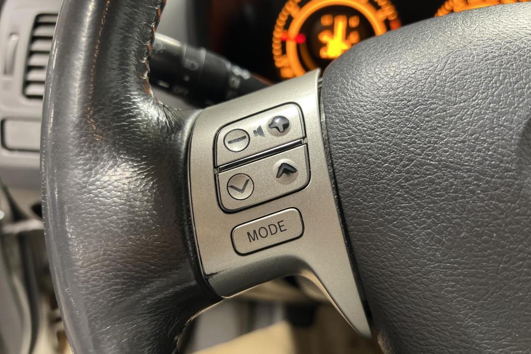 TOYOTA Auris 2007