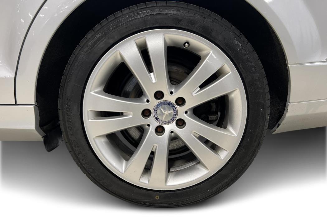 MERCEDES-BENZ C 2011