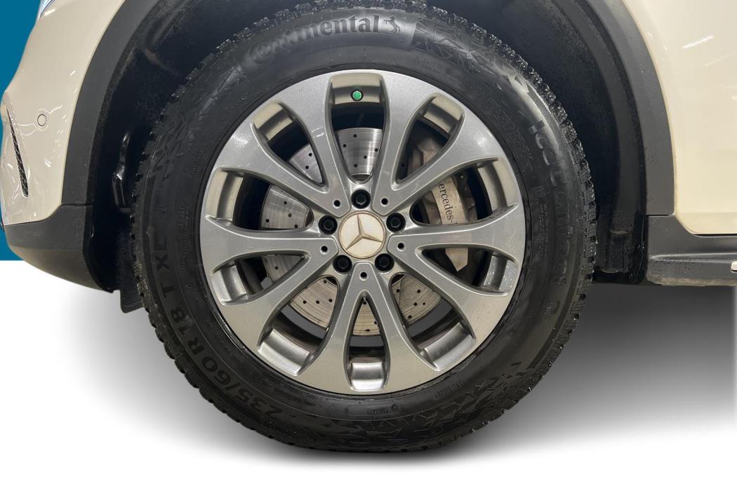 MERCEDES-BENZ GLC 2020