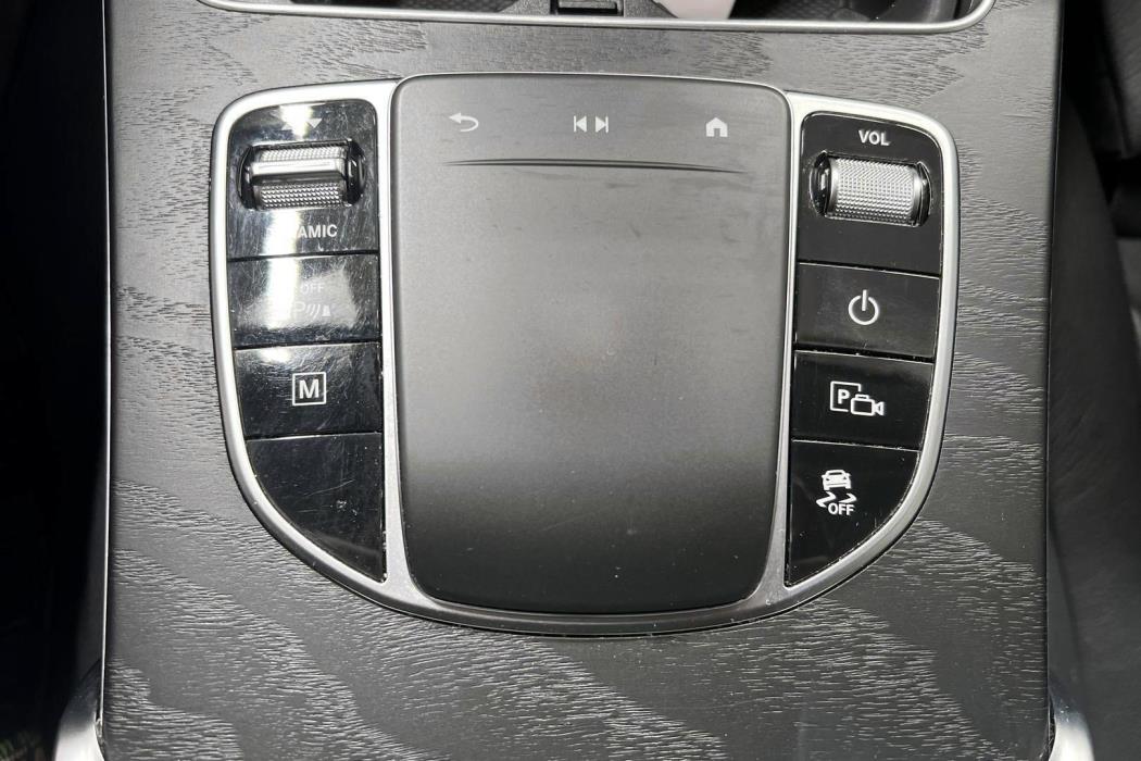 MERCEDES-BENZ GLC 2020