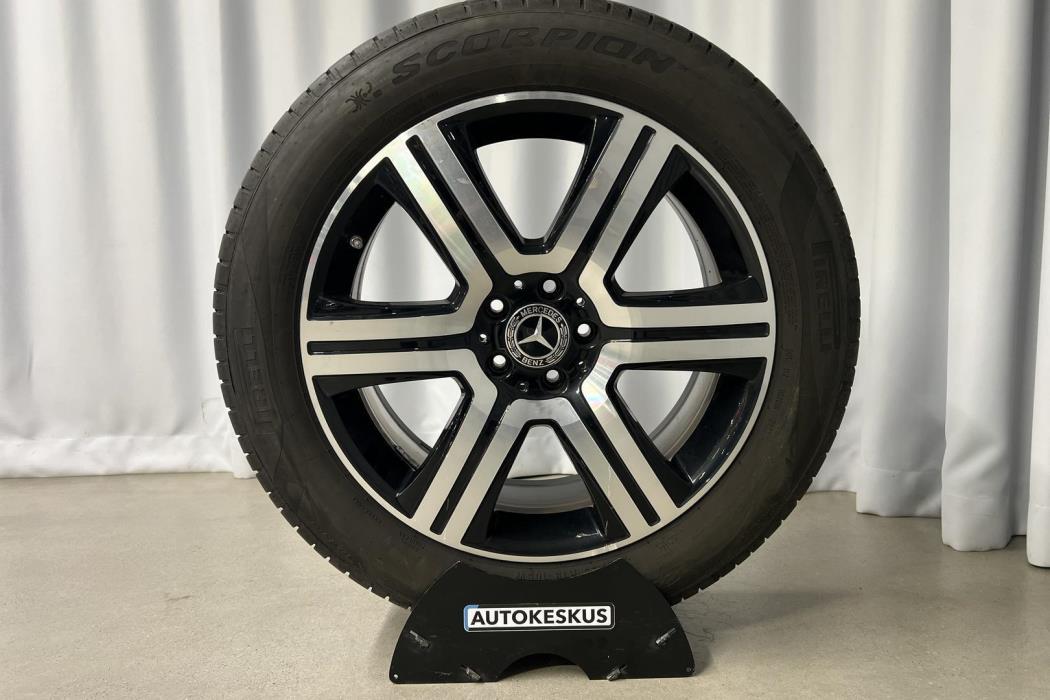 MERCEDES-BENZ GLC 2020