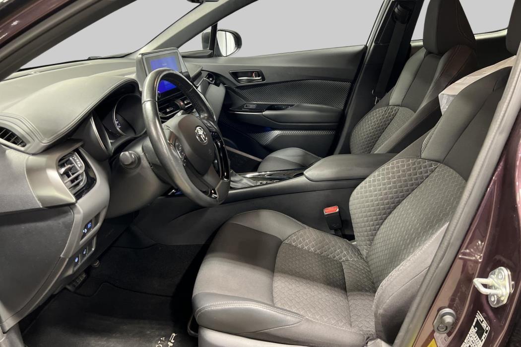 TOYOTA C-HR 2023