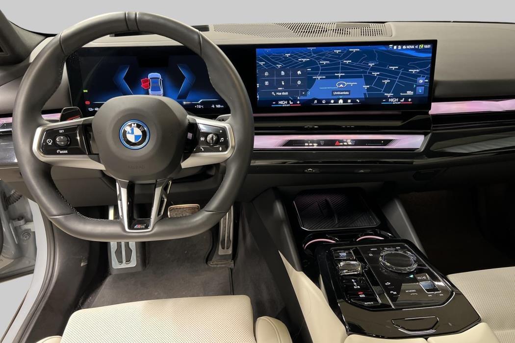 BMW i5 2025
