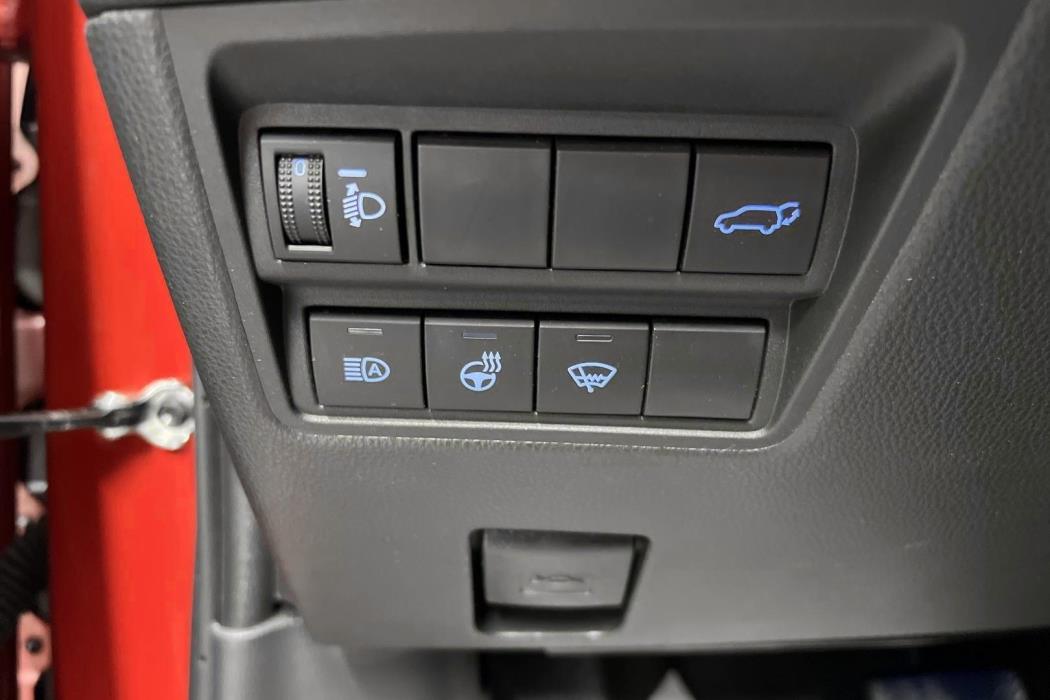 TOYOTA Yaris Cross 2024