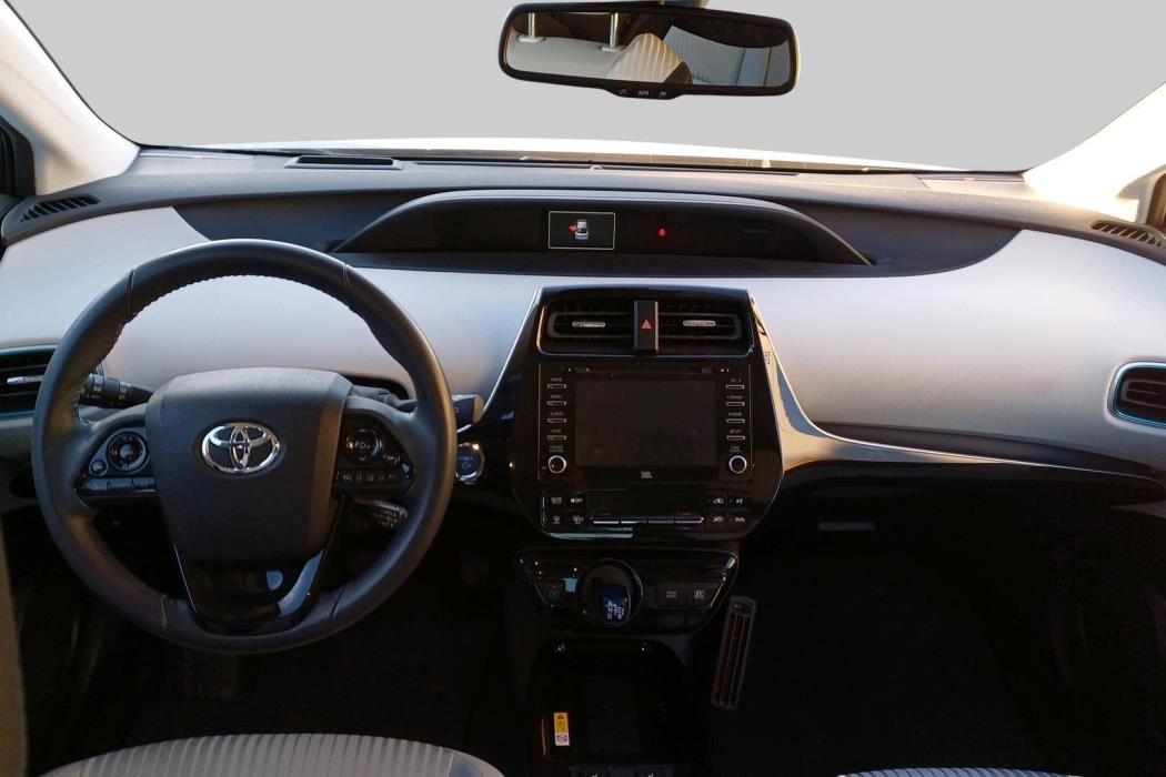 TOYOTA Prius 2022