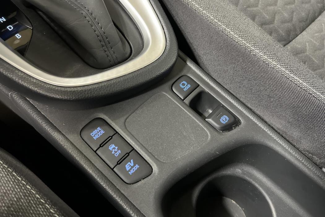 TOYOTA Yaris Cross 2022