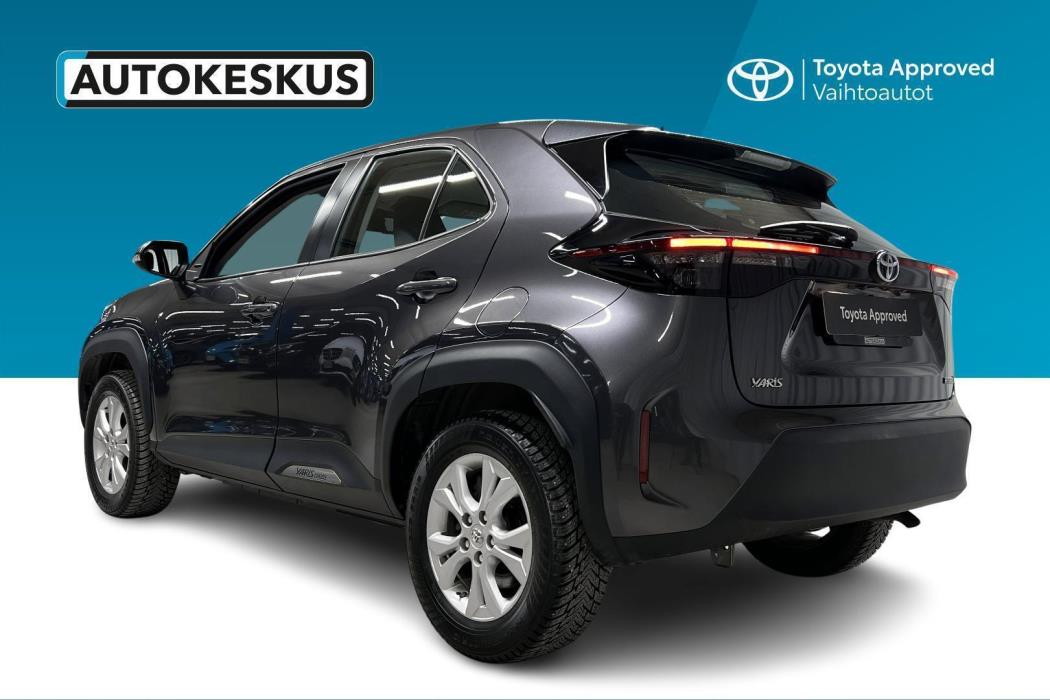 TOYOTA Yaris Cross 2022