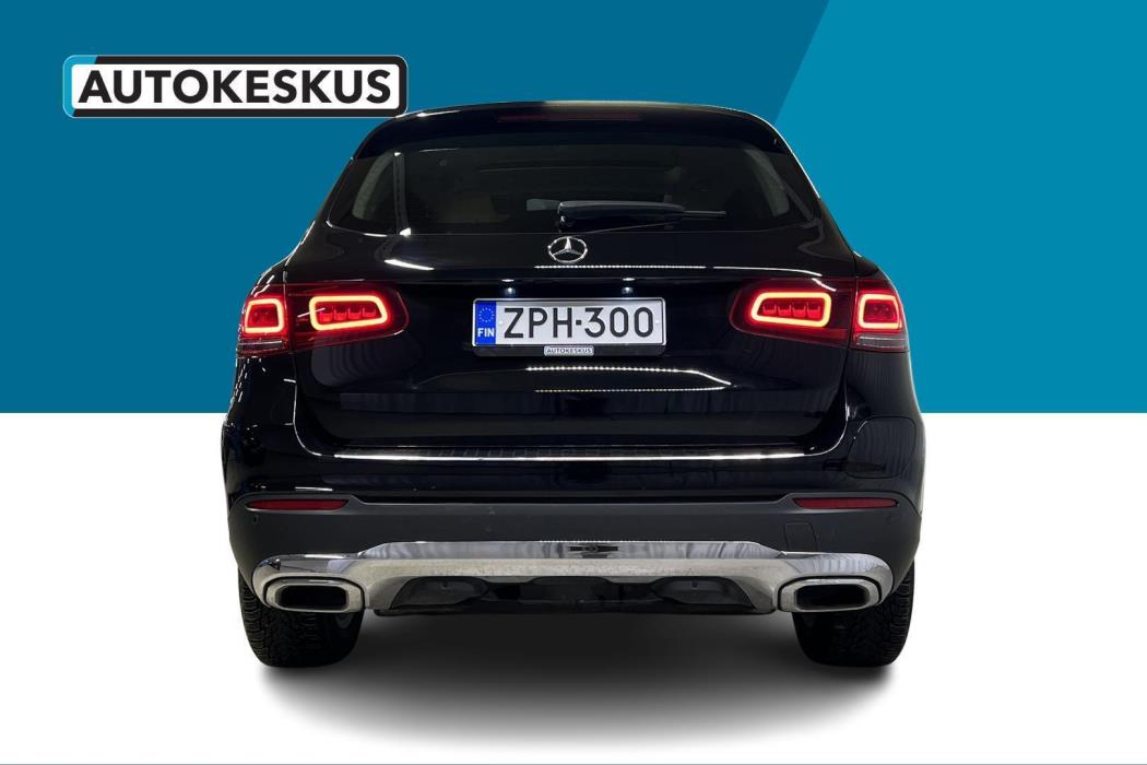 MERCEDES-BENZ GLC 2021