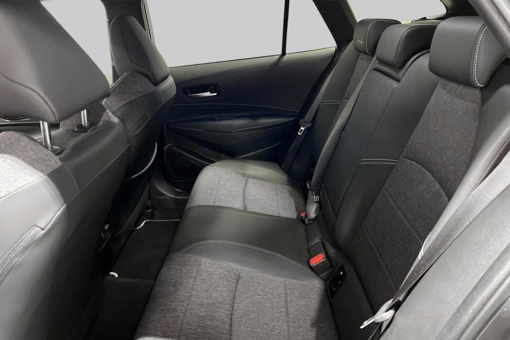 TOYOTA Corolla 2025