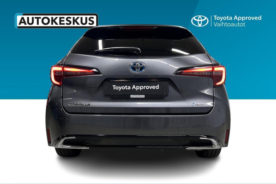 TOYOTA Corolla 2025