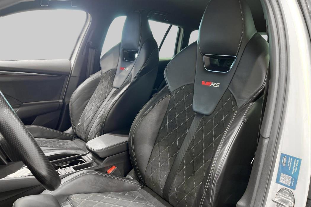 SKODA OCTAVIA 2023