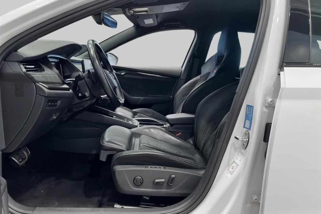 SKODA OCTAVIA 2023