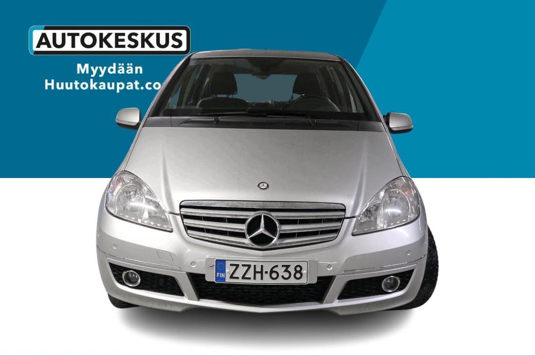 MERCEDES-BENZ A 2011