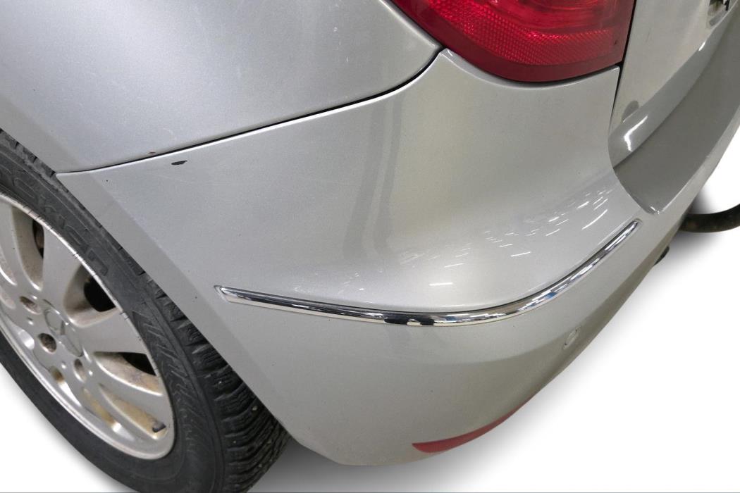 MERCEDES-BENZ A 2011