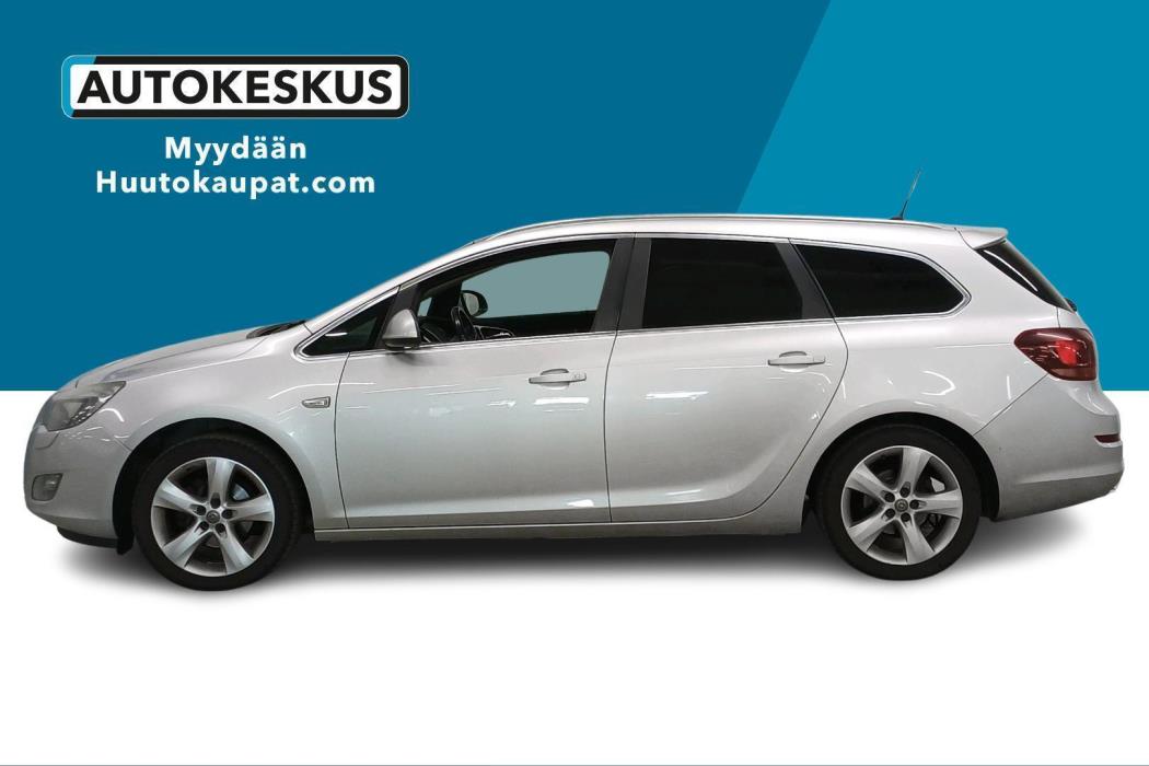 OPEL Astra 2011
