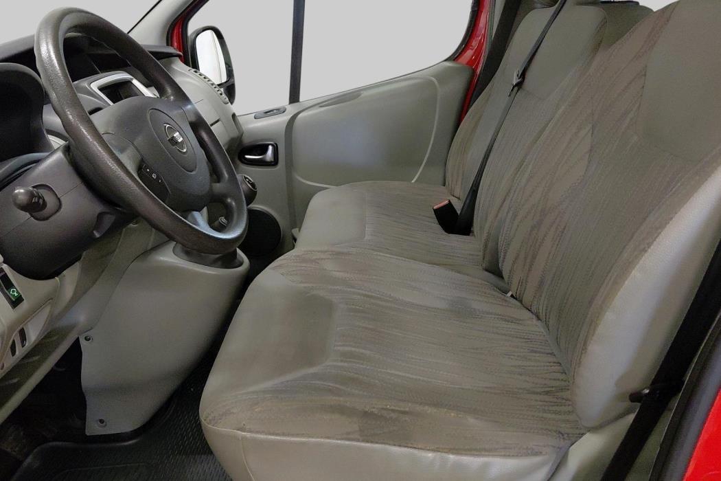 NISSAN Primastar 2011