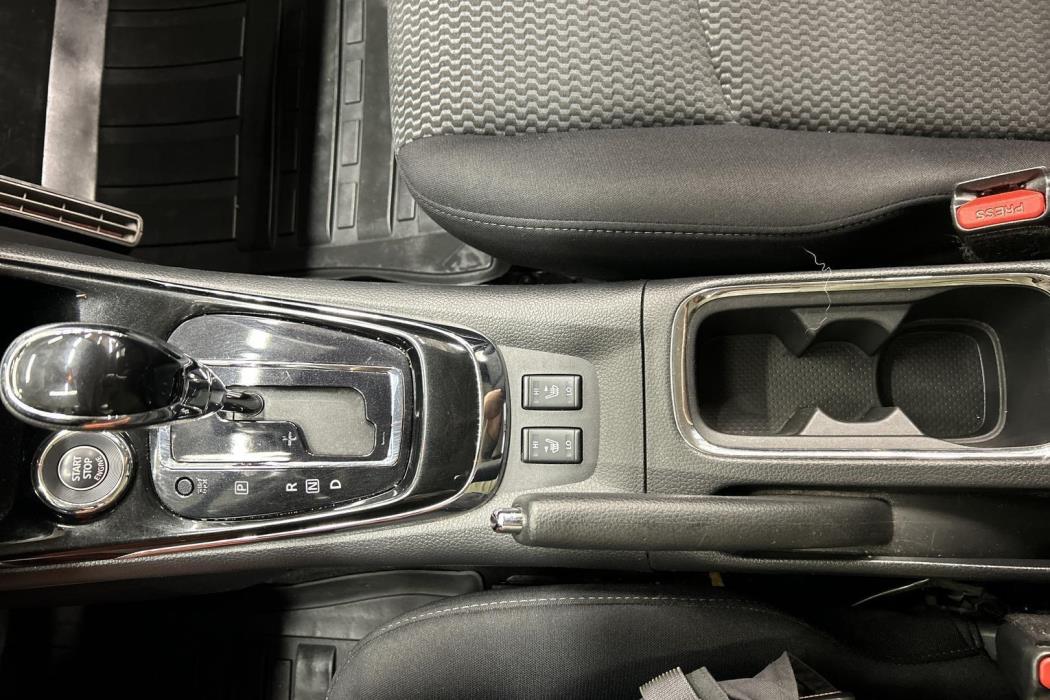 NISSAN Pulsar 2016