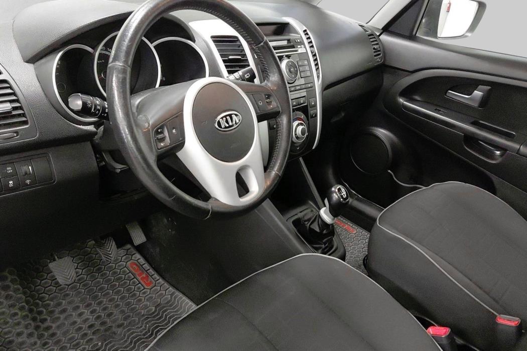 KIA Venga 2011
