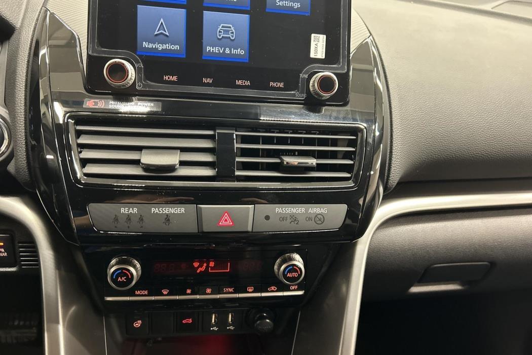 MITSUBISHI Eclipse Cross 2025