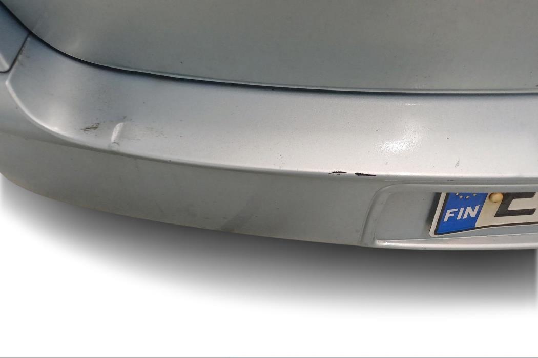 MITSUBISHI Colt 2004