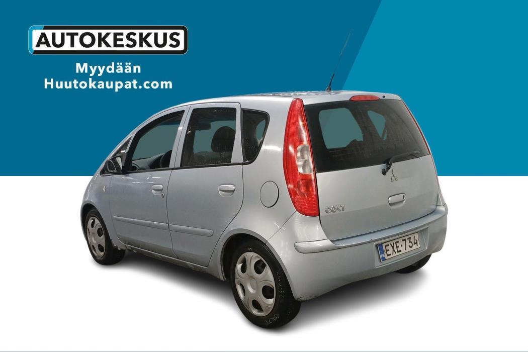 MITSUBISHI Colt 2004